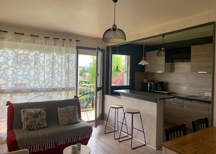 Centre & カブール