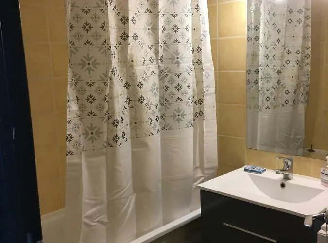 Centre & カブール